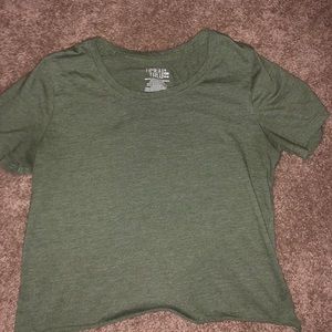 Raw edge cropped t-shirt